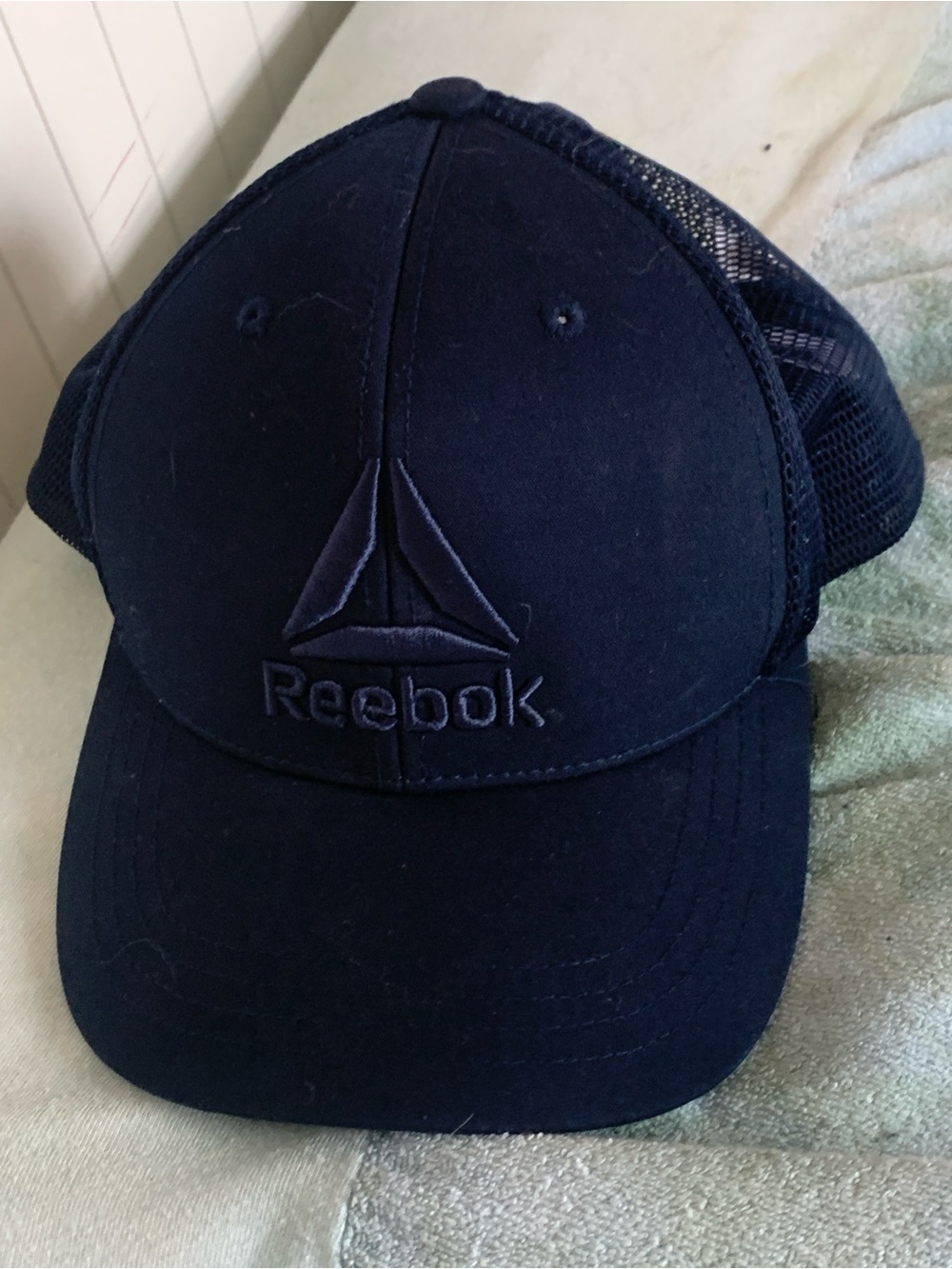Reebok Men's Dark Navy Embroidered Logo Trucker Cap